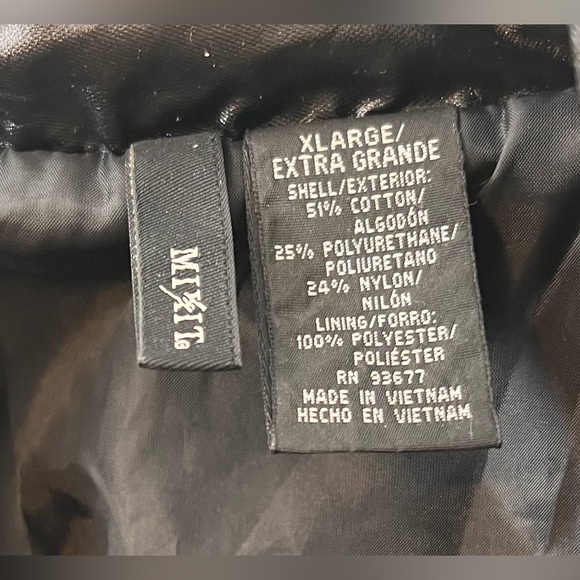 NWOT MIXIT Cropped Jacket Faux Leather with 3/4 Pleated Sleeve and Short Belt - Picture 9 of 9